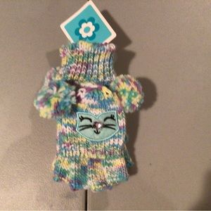 New Girls knit gloves